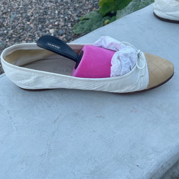 Chanel Shoes - Picture 10 of 14